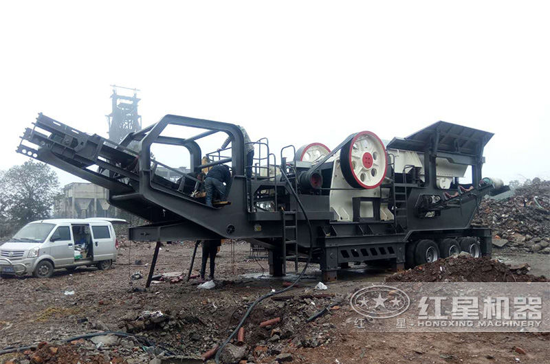 建筑垃圾再生处理厂现场